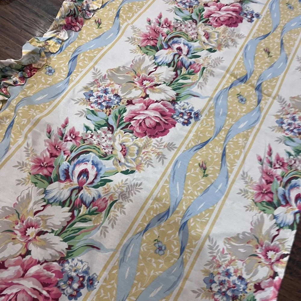 Croscill Princess Shower Curtain Vtg Yellow Pink Floral Ruffle With Tie Backs